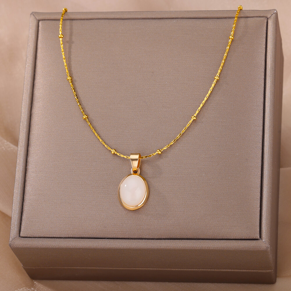 Модное овальное ожерелье с кам – обзор и цена Birth Flower Necklace